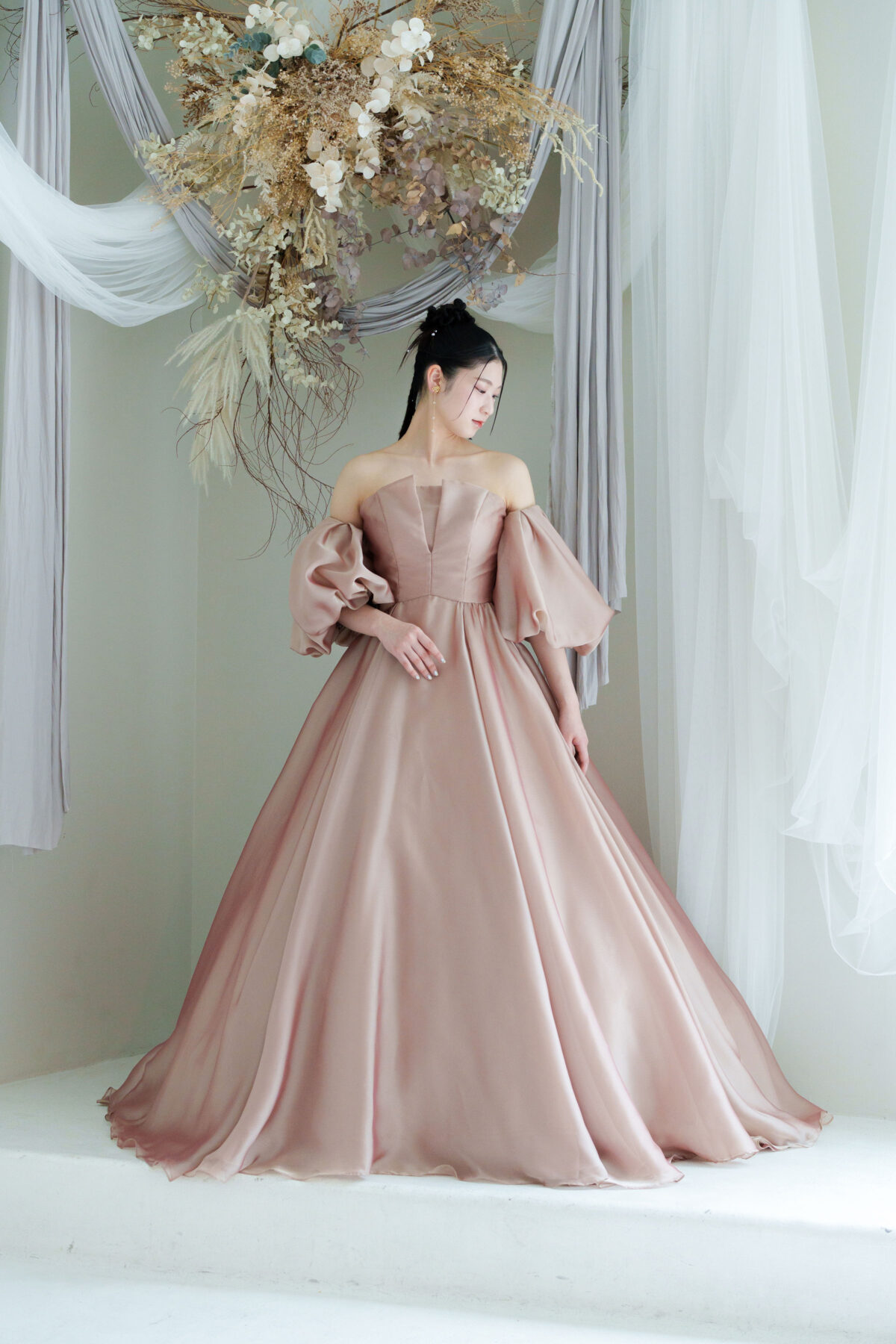 ANJERIスタッフが選ぶ“心ときめくドレス”BEST3　カラードレス編